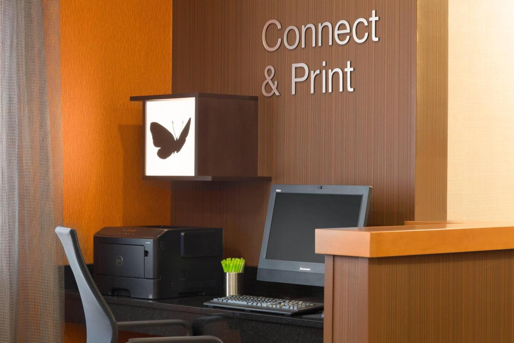 Fairfield Inn & Suites Bismarck South Екстериор снимка